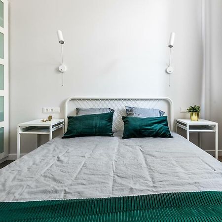City Center Apartment By Urban Rent VNO Esterno foto